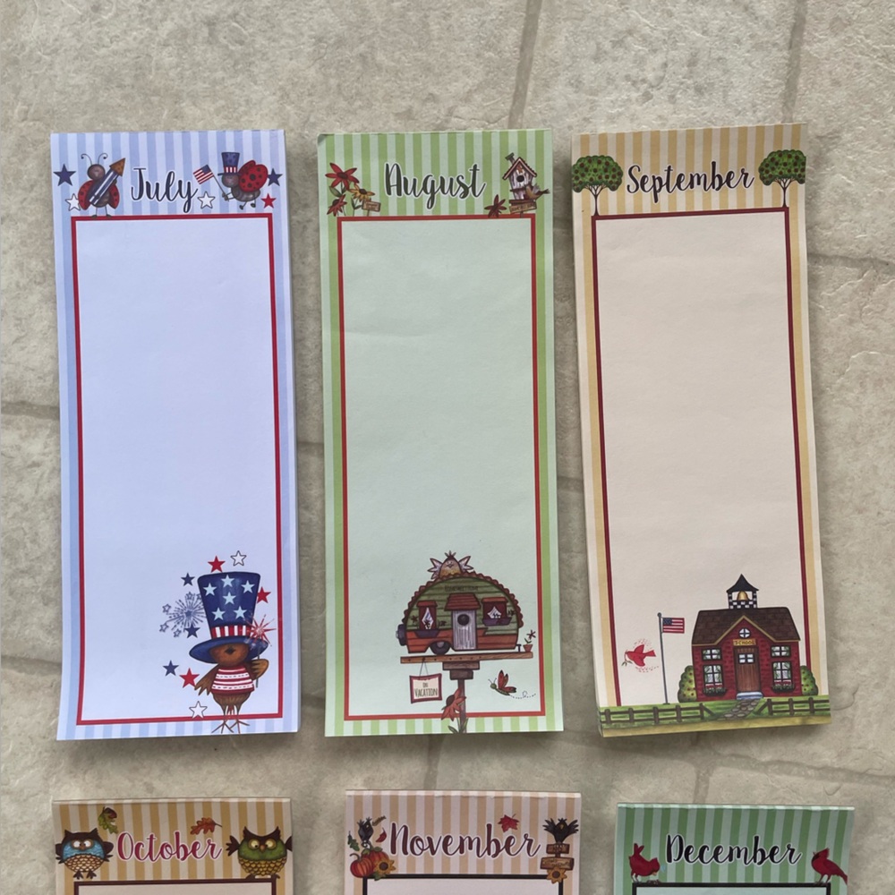 Seasonal Monthly Magnetic Notepad Set - Picture 6 of 8